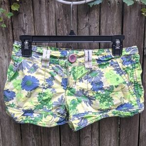 Free People floral cargo shorts 0